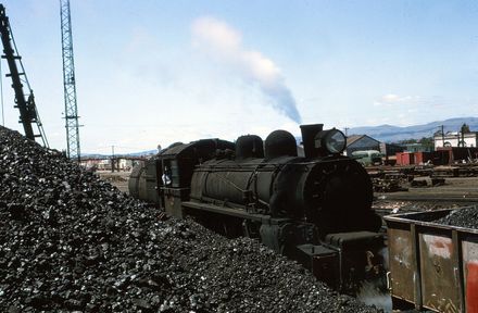 Train - AB 737
