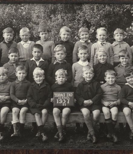 Terrace End School - Primer 1, 1937