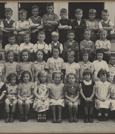 Terrace End School - Primer 4, 1942