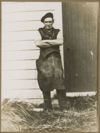 David James Davis, Farrier