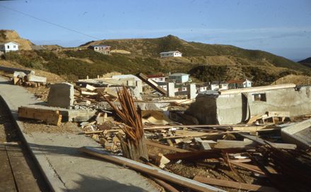 Scouts building Ruapehu Lodge and Snow School