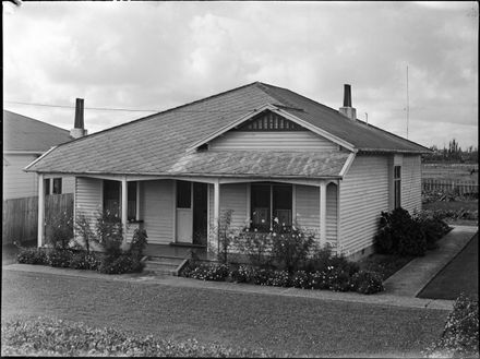 Company house, Longburn Freezing Works