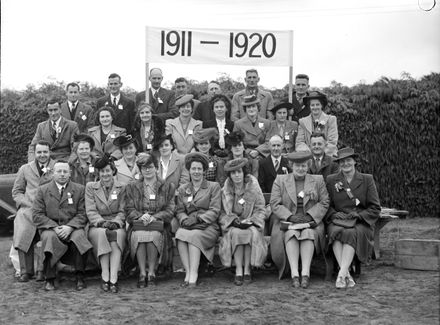 Hamua School Reunion, Class of 1911 - 1920 - Resource cover image