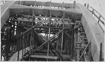 Construction of the second Fitzherbert Bridge