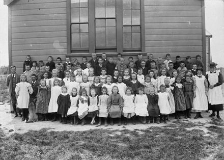 Kelvin Grove School and pupils - Resource cover image