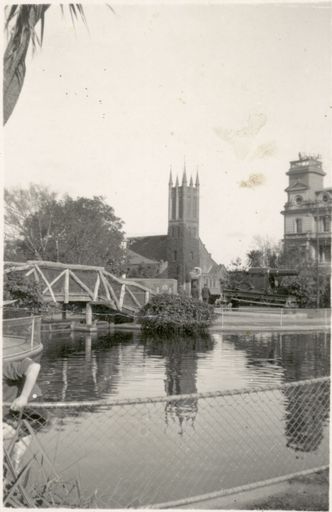 The Lakelet, The Square