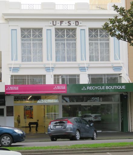 153-154 The Square – United Friendly Societies’ Dispensary (UFSD) building