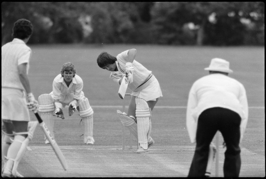 2025N_2017-20_Cricket-Women_043034-007