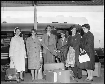 "English Teachers For Local Schools"