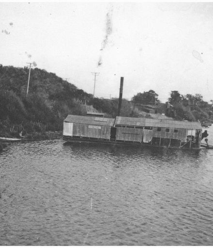 Floating dredge 'Hennessey' on the Manawatu River