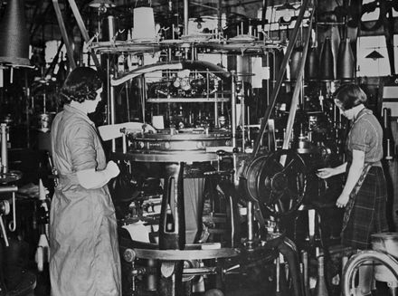 Women working at Manawatu Knitting Mills