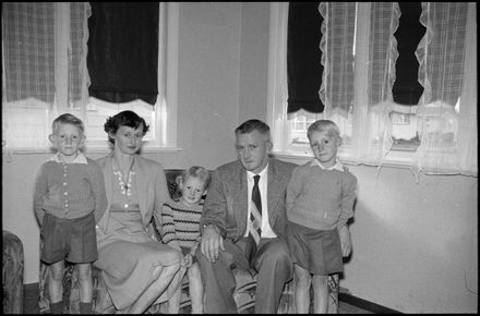 2022N_2022-38_P281_039451_014