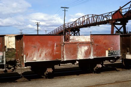 LA class freight wagon