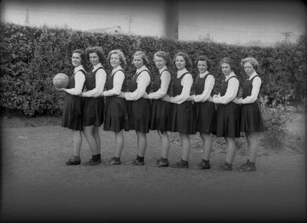 Palmerston North Technical High School - 'D' Netball Team