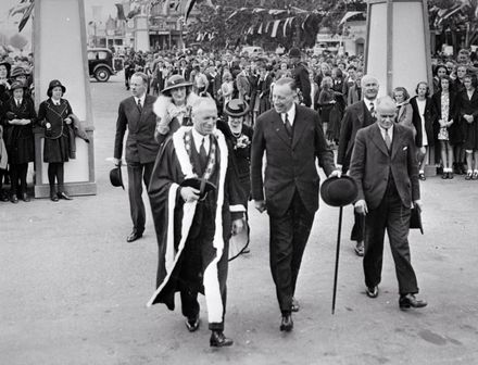 Lord Galway at the Opening of Fitzherbert Bridge