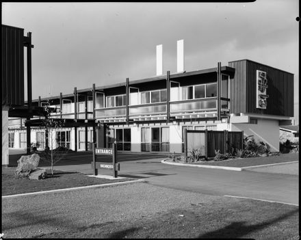 Alpha Motor Inn