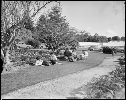"Spring in Evidence at Esplanade"