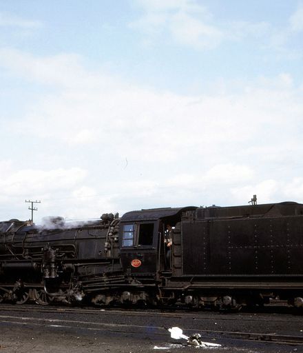 Train - KA 957