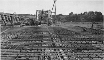 Construction of Fitzherbert Bridge