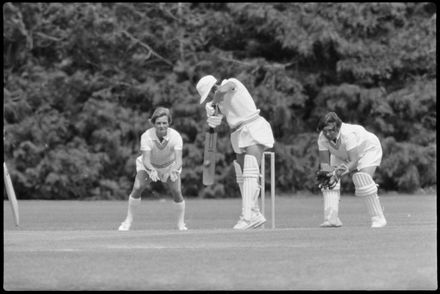 “Kiwi women coast to easy victory” - Resource cover image