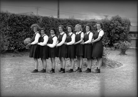 Palmerston North Technical High School - 'E' Netball Team