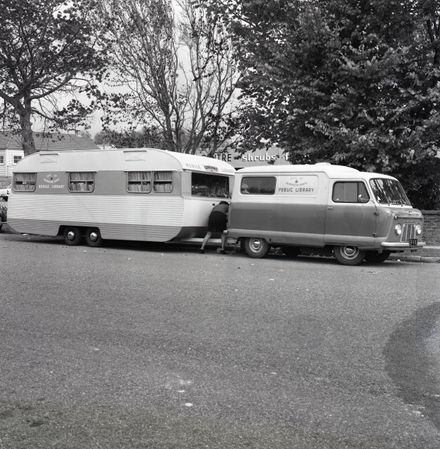 Library on Wheels Tour