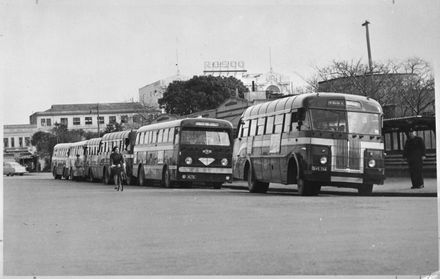 City Council buses, The Square