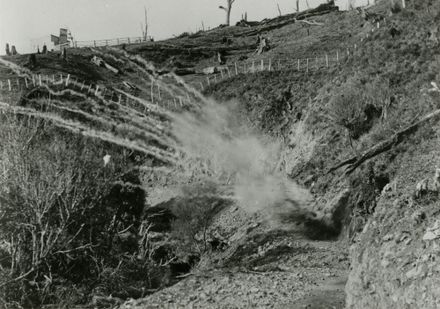 Rock blast, Kahuterawa