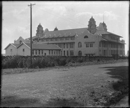 Auckland Grammar School - Resource cover image