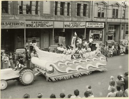Manawatu Chinese Association float, Palmerston North 75th jubilee