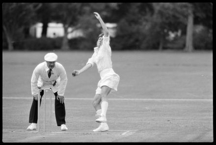 Aussies too polished in all facets - Resource cover image