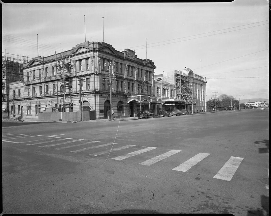 Bank of New South Wales, Rangitikei Street - 2016N_ElmarB3_012805