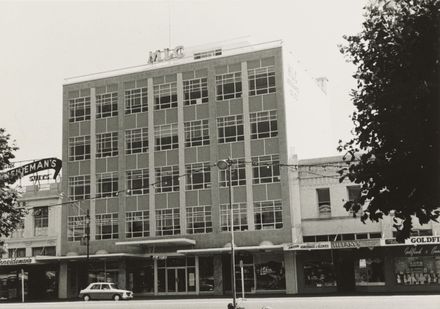 Mutual Life and Citizen's Assurance Co. building, The Square