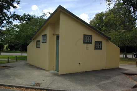 Victoria Esplanade Scenic Railway Toilets