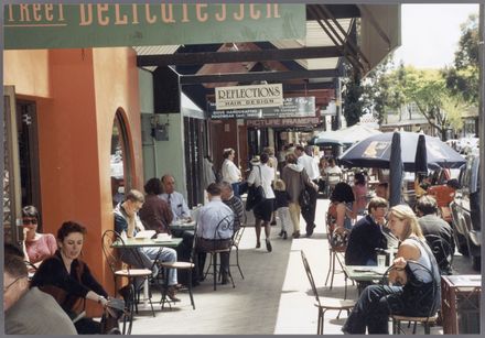 Cafe Scene, George Street