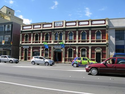 The Royal, Rangitikei Street
