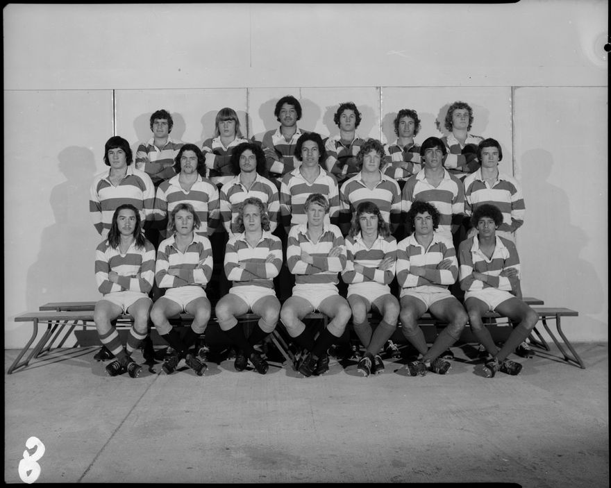 2015N_ClelandS1B17_013011 - Under 18 T Team Football team