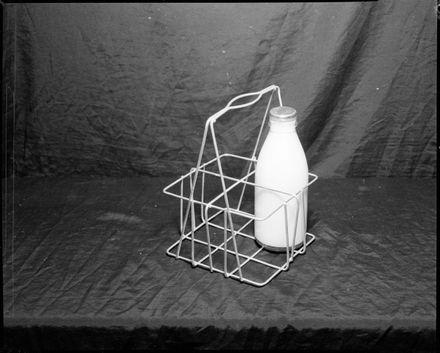 Eclipe Wire Co. product - Milk Bottle Holder