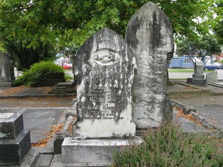 Robert and Harriet Henderson - Terrace End Cemetery