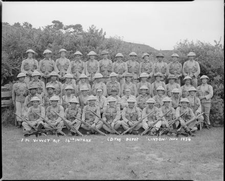 1st Platoon, WWCT Regiment, 14th Intake, Central District Training Depot, Linton - Resource cover image