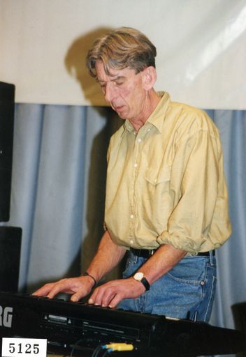 Mike Bignell, Manawatū Jazz Festival - Resource cover image