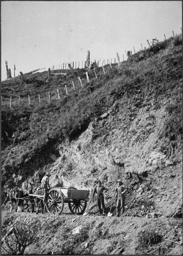 Construction of Scotts Road, Linton