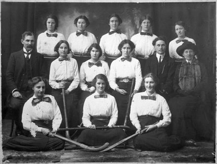 C.M. Ross Co Ltd Women's Hockey Team