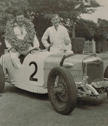 Morrie Proctor withBrooklands Riley Car and team