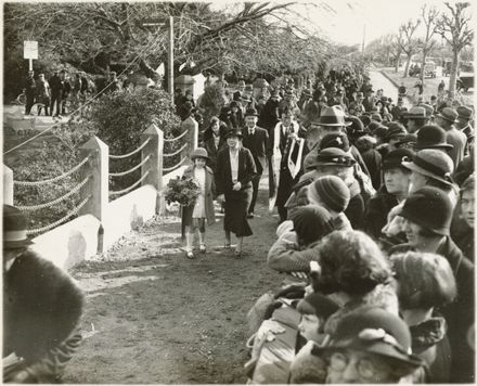 Opening of the Fitzherbert Bridge