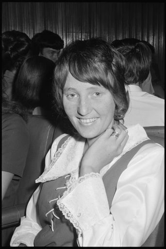 Unknown Xmas party - Resource cover image