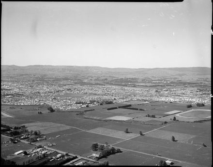 Argosy Aerial - Pioneer Highway, trotting track area