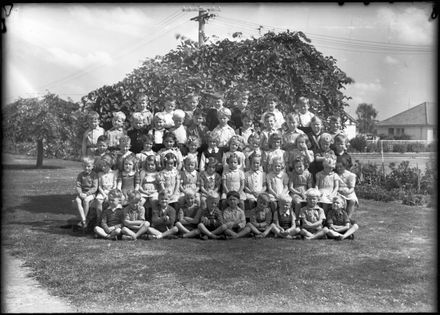 Pupils, College Street School