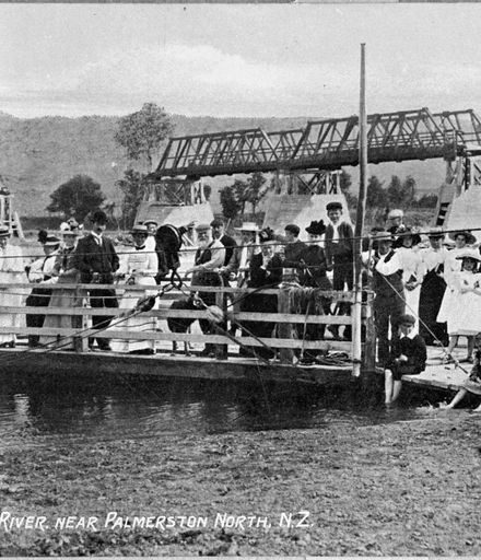 Passengers on punt on the Manawatu River at Ashhurst