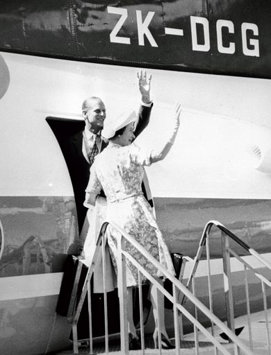 Queen Elizabeth II and Prince Philip depart at Milson Airport